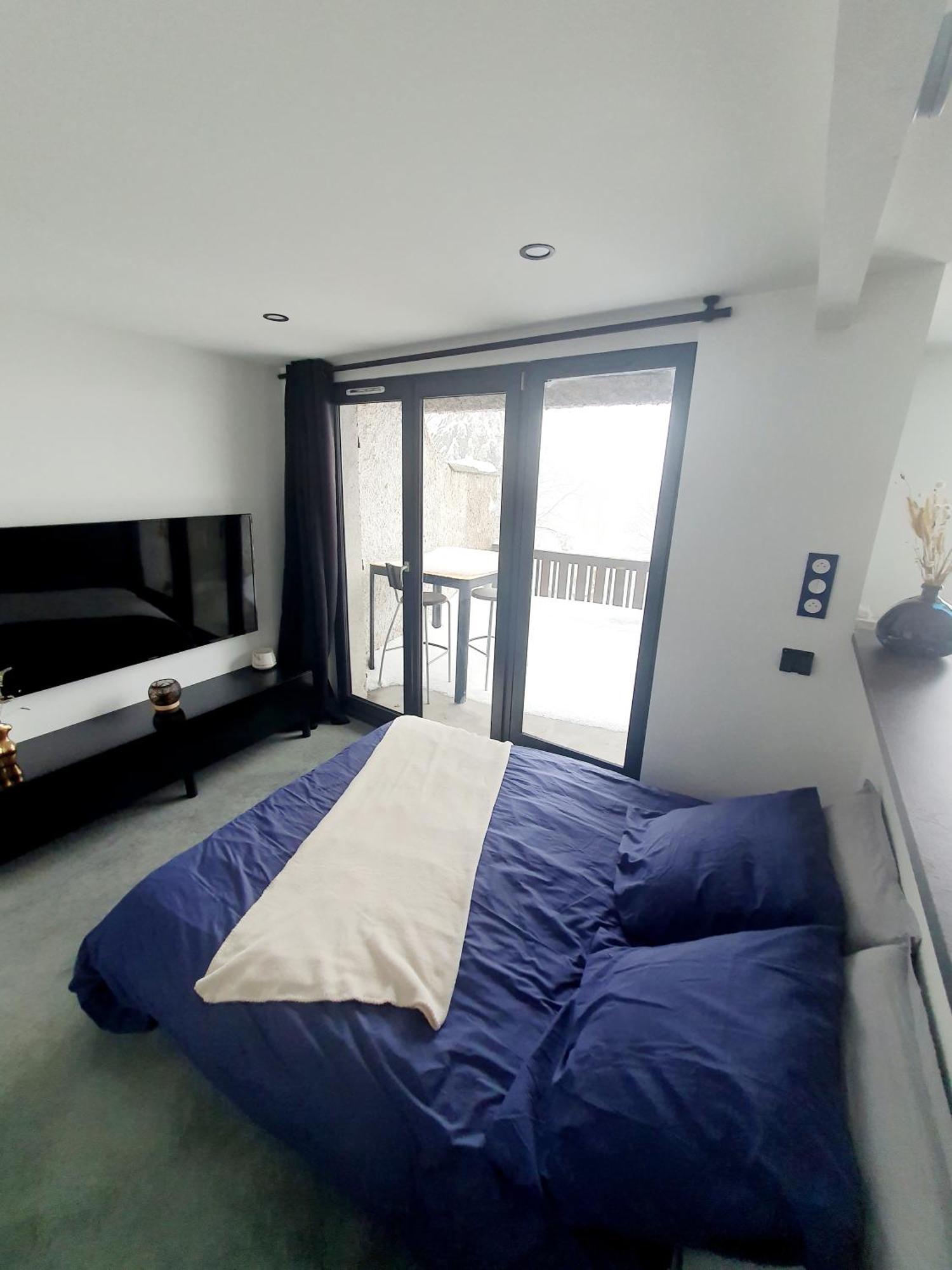 Apartament Bienvenue Dans Le Cobalt ! Cholonge Zewnętrze zdjęcie
